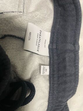 Aritzia Women’s Straight Leg Cargo Sweats - Charcoal Blue